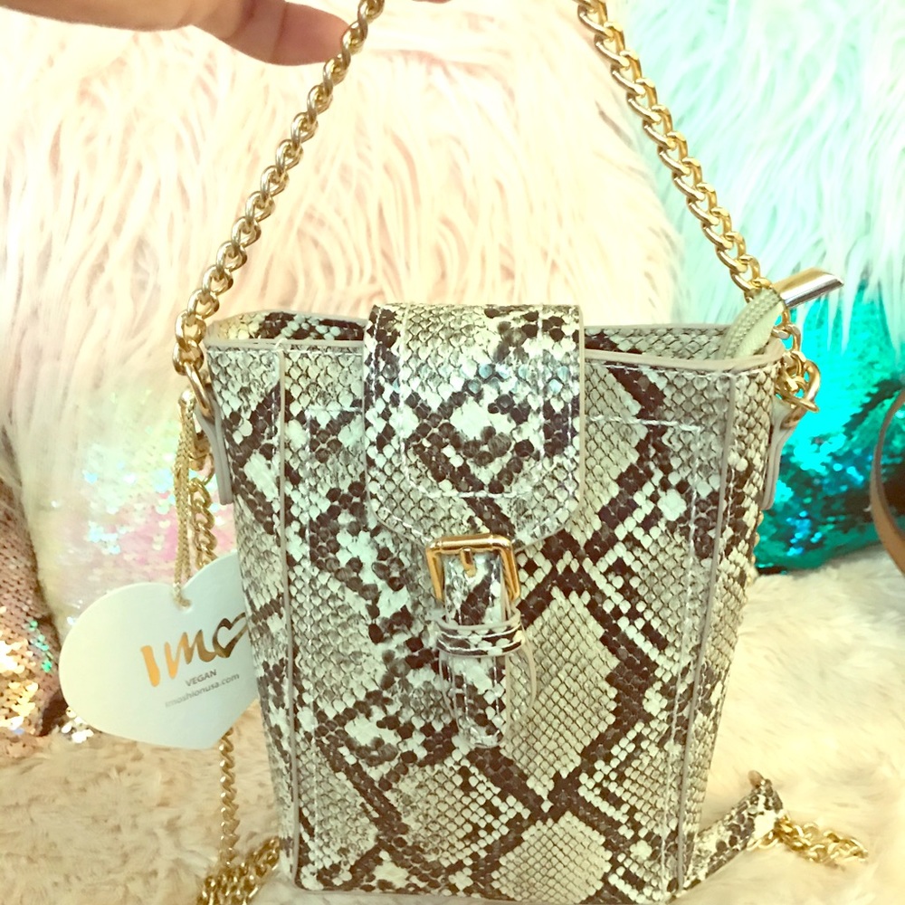 Small crossbody bag